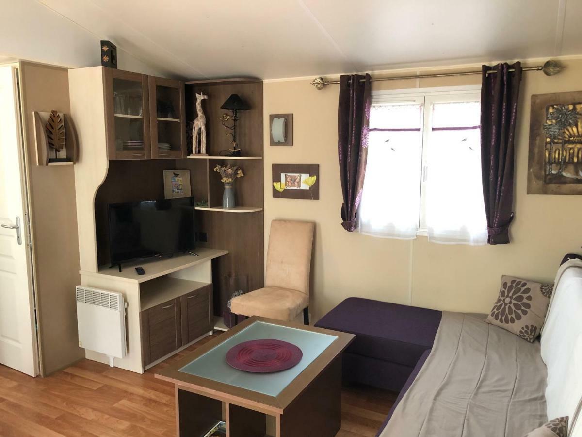 Camping De Parpaillon Roquebrune-sur Argens Kültér fotó